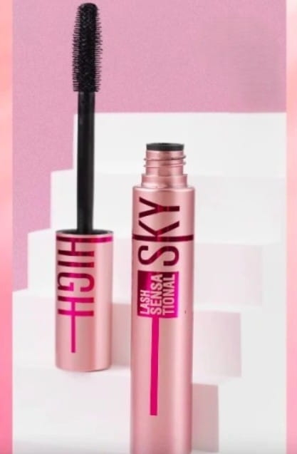 Tusz do rzęs Sky High Cosmic Black